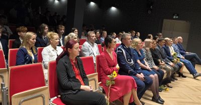Ślubowanie klas mundurowych w ZSME w Żywcu