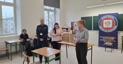 Młodzież z I LO w Żywcu sprawdziła wiedzę o HIV i AIDS